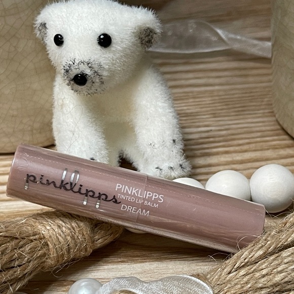 PINKLIPPS COSMETICS Tinted Lip Balm in “Dream” - Picture 3 of 6